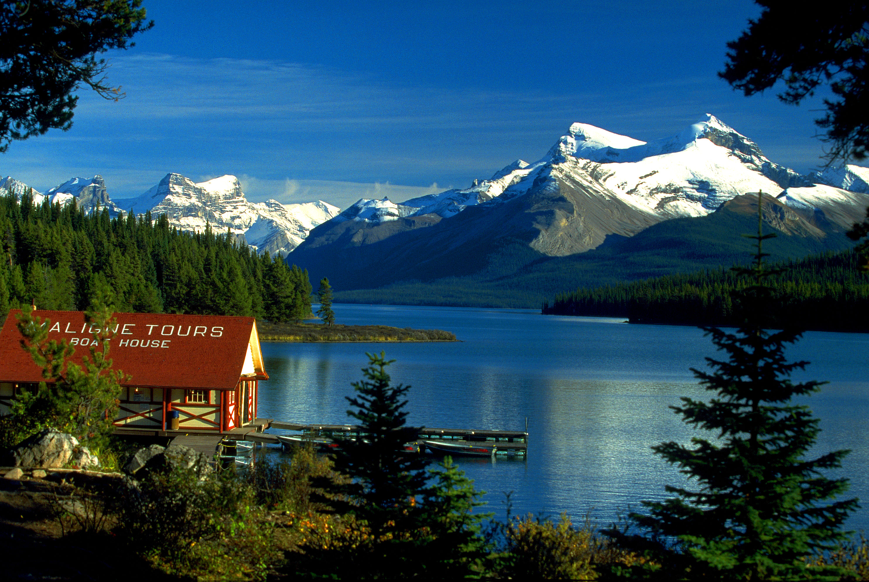 Maligne Lake, Alberta, CA