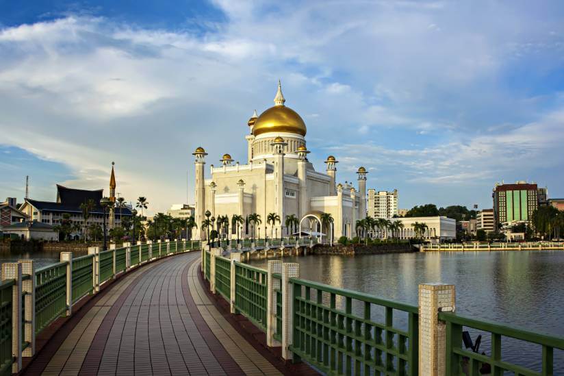 Omar Ali Saifuddien Mosque in Oman