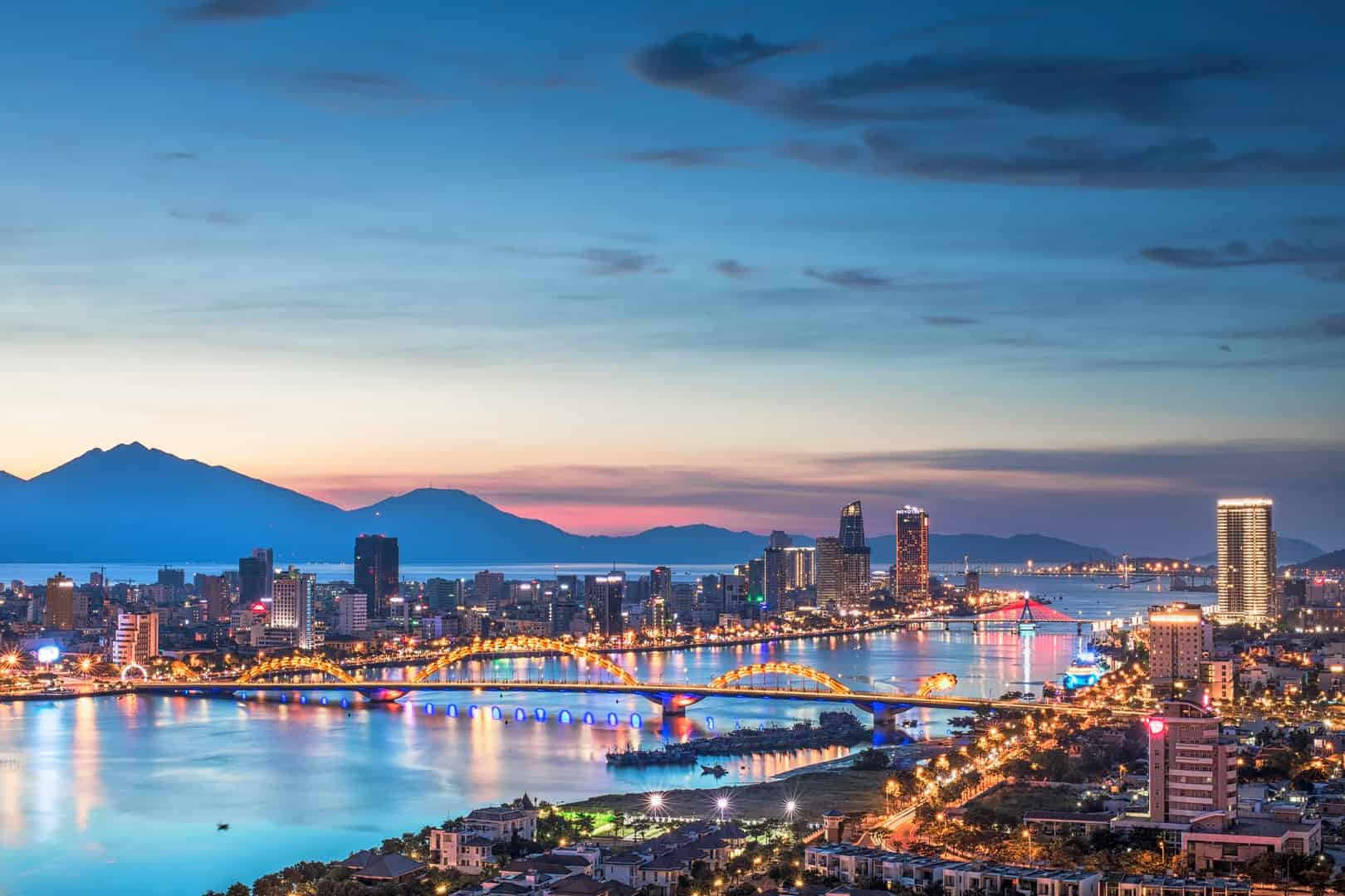 da-nang-dragon-bridge-vietnam