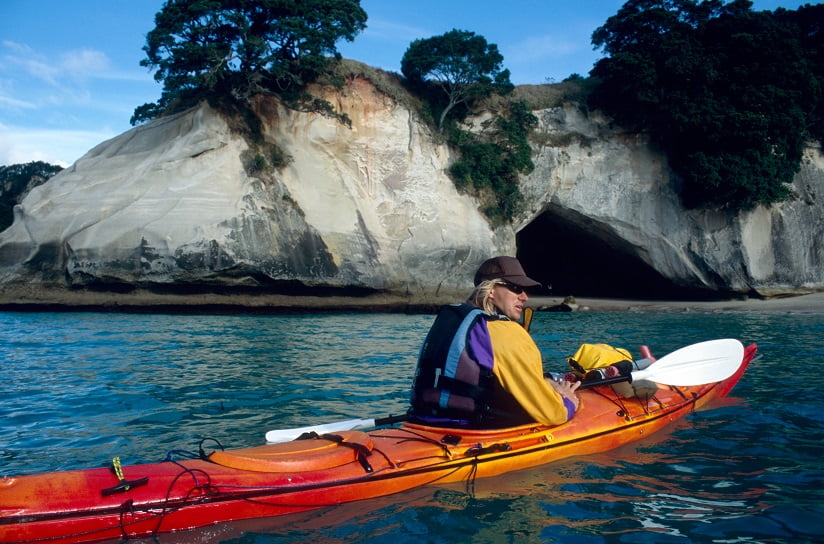 Kayak around Cathedral Cove New Zealand