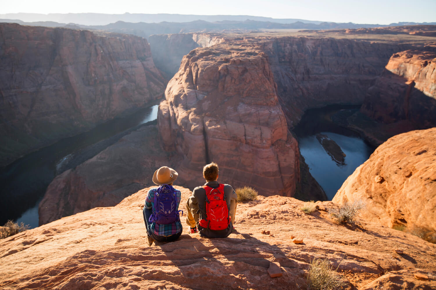 friends enjoying the view of Grand Canyon